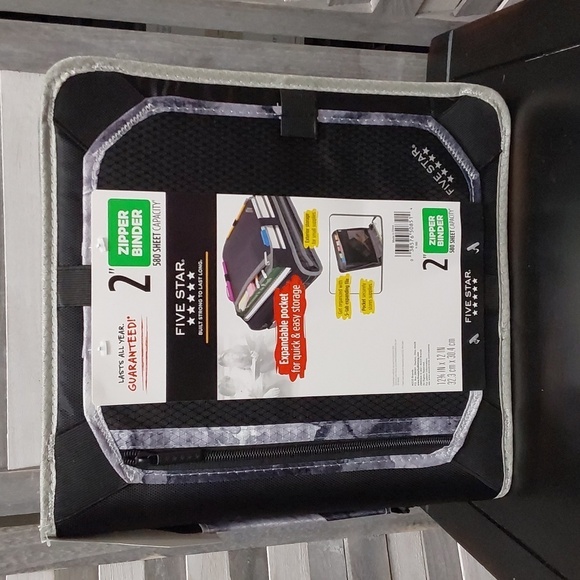 Five Star 2-Inch Zipper Binder with Expandable Pocket - Picture 1 of 7
